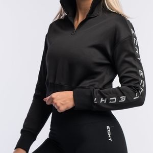 NWOT Echt Jumper / Cropped Pullover